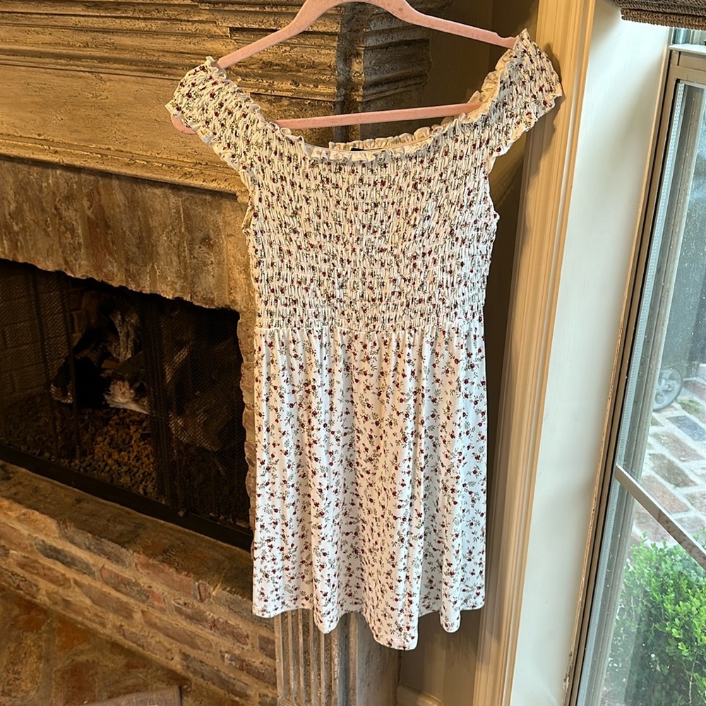 Forever 21 off the shoulder floral mini dress, medium